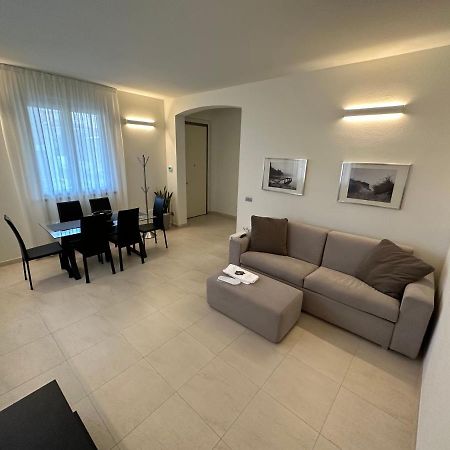 Casavale Elegante Residenza 108 Mq Max 7 Persone Apartamento Placência Exterior foto