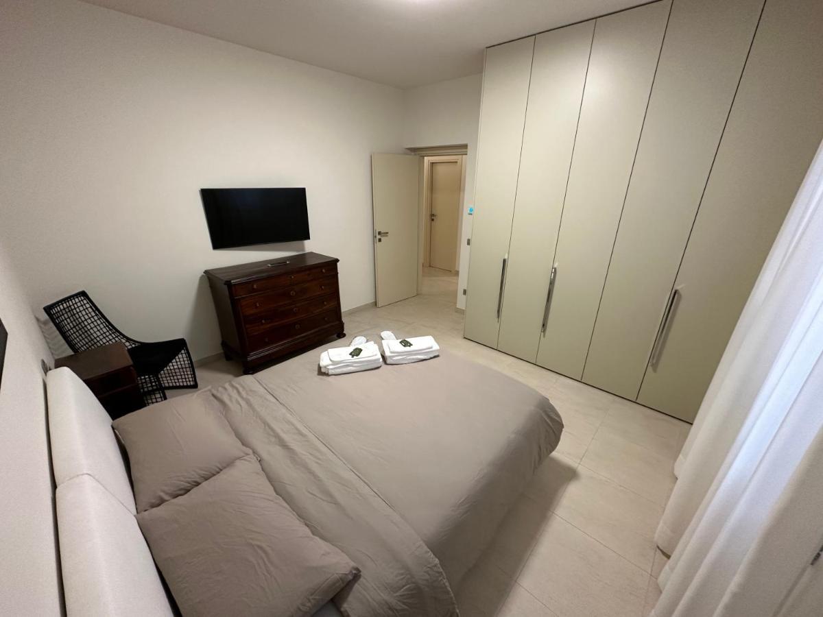 Casavale Elegante Residenza 108 Mq Max 7 Persone Apartamento Placência Exterior foto