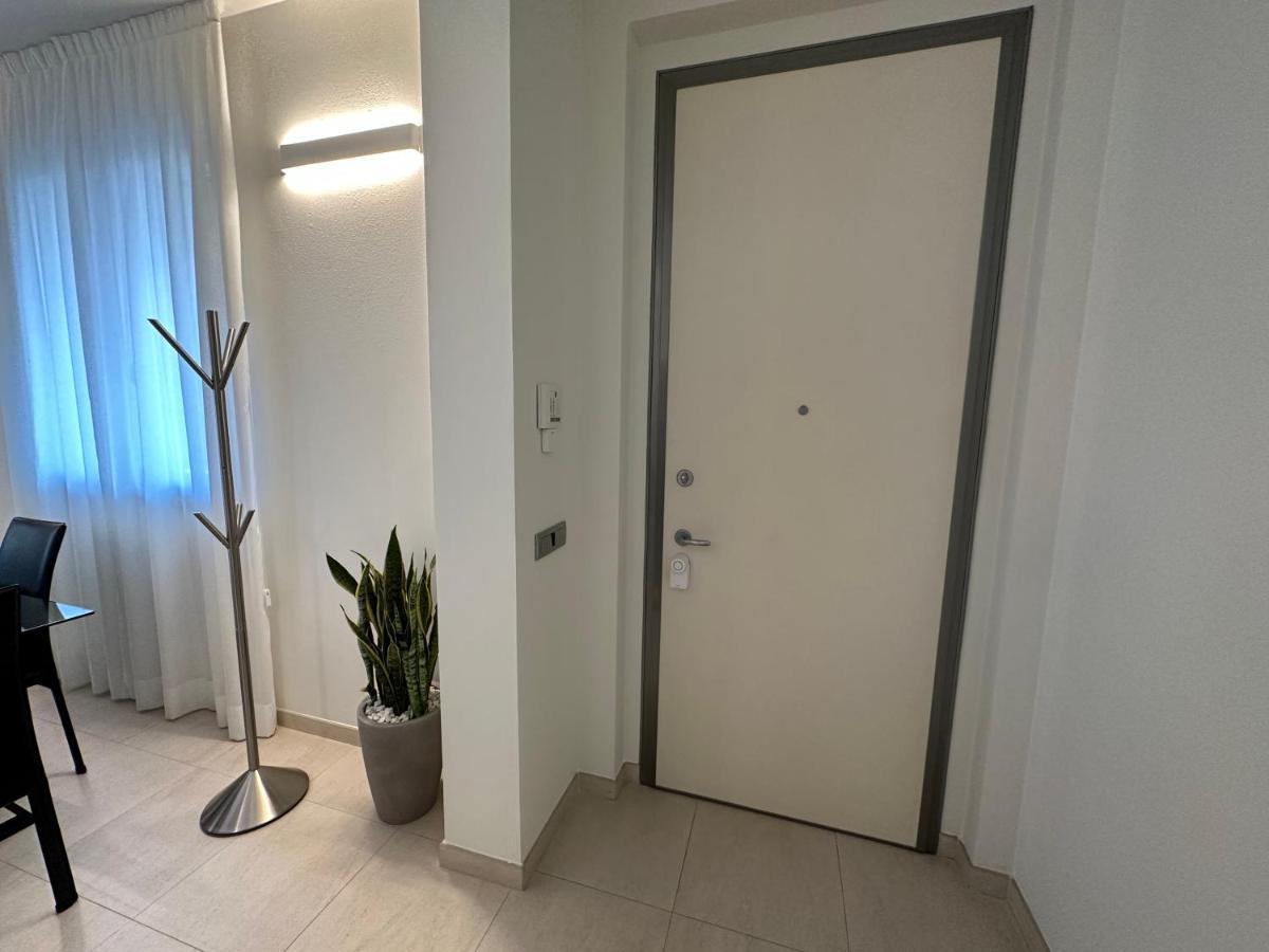 Casavale Elegante Residenza 108 Mq Max 7 Persone Apartamento Placência Exterior foto