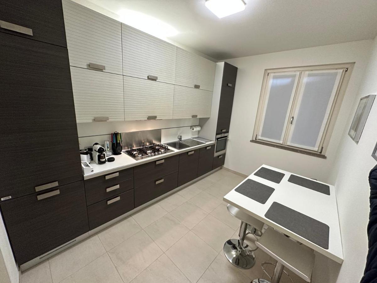 Casavale Elegante Residenza 108 Mq Max 7 Persone Apartamento Placência Exterior foto